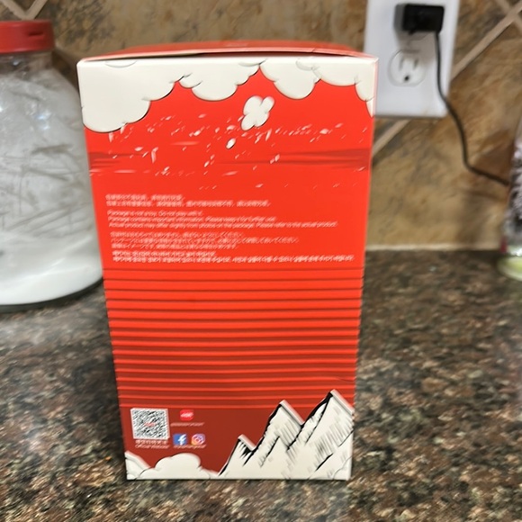 Coca-Cola The Monsters Vinyl Figure - Picture 4 of 4